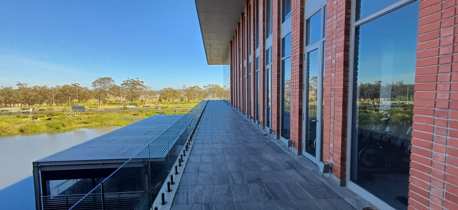 To Let commercial Property for Rent in Mall Interchange Western Cape